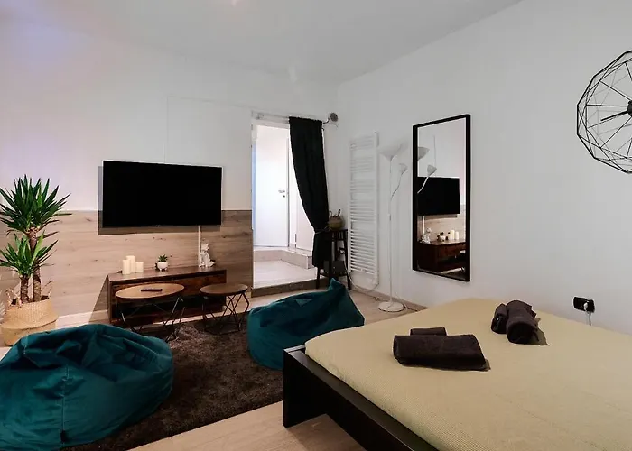 Xenia Apartments - Nuovo appartamento in zona tranquilla